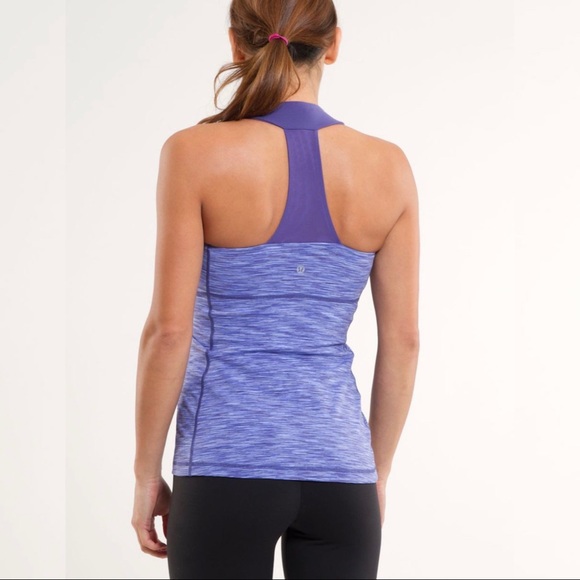 lululemon athletica Tops - Lululemon Scoop Neck Tank
